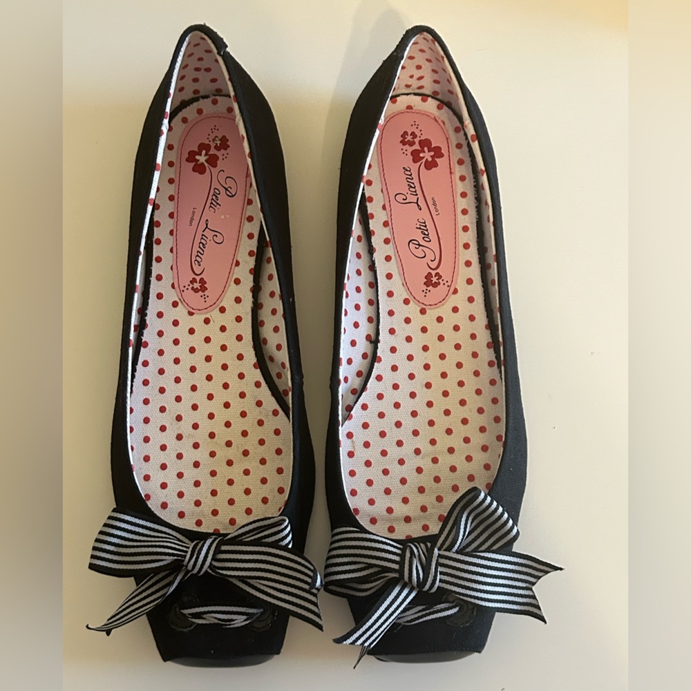 Poetic License Checkmate Black Flats with Bow Detail, Size 10